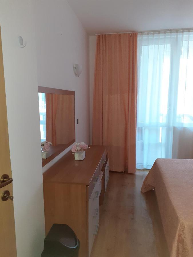 Апартамент Полюси 1 Sunny Beach Dış mekan fotoğraf