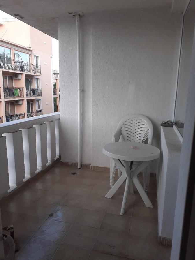 Апартамент Полюси 1 Sunny Beach Dış mekan fotoğraf